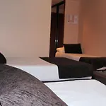 ポンフェラーダ プラザ ホテル 3*