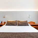 ホテル ポンフェラーダ プラザ 3*