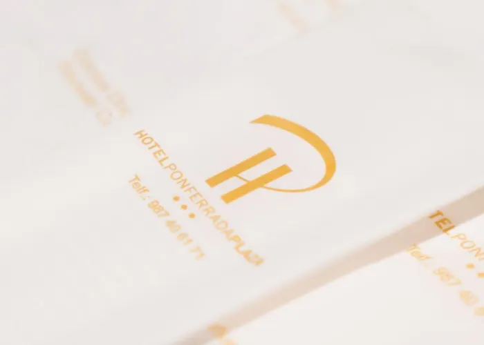 ポンフェラーダ プラザ 3* ポンフェラダ