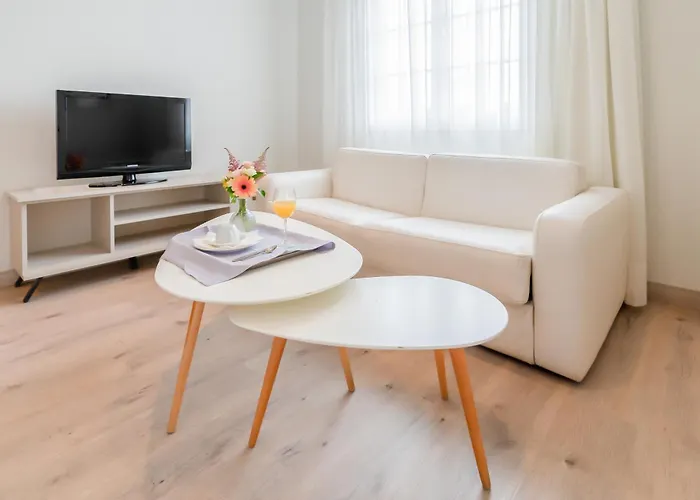 ポンフェラーダ プラザ ホテル