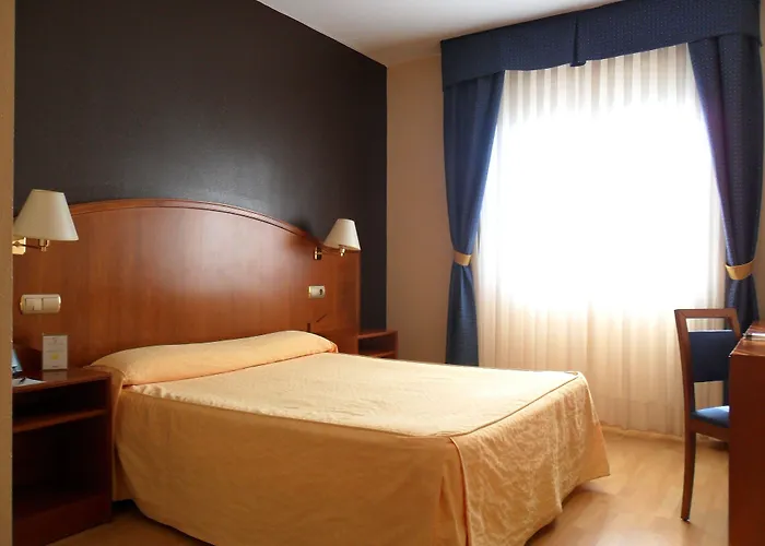 ポンフェラーダ プラザ